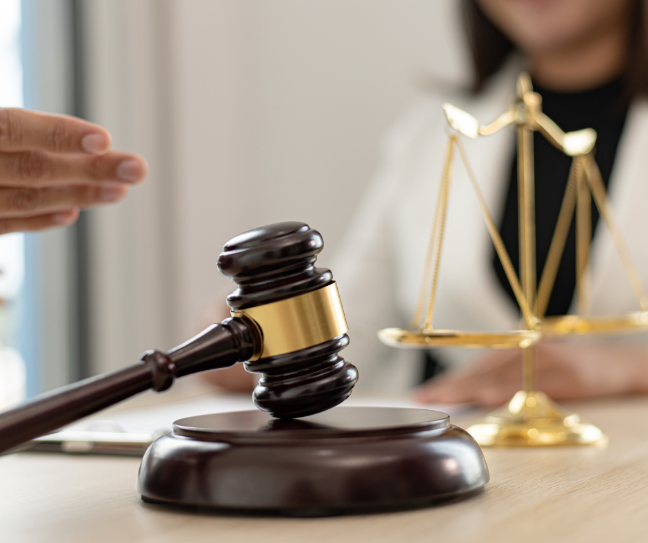 Investidores Internacionais Enfrentam Desafios com a AIMA e Justiça em Portugal