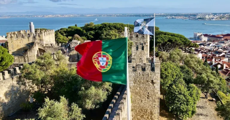 Portugal cria novas regras para brasileiros solicitarem vistos de trabalho