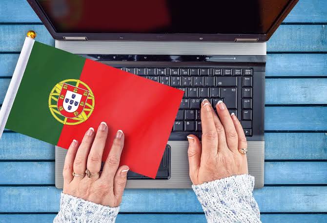Portugal busca trabalhadores, mas brasileiros qualificados ainda enfrentam barreiras para conseguir emprego